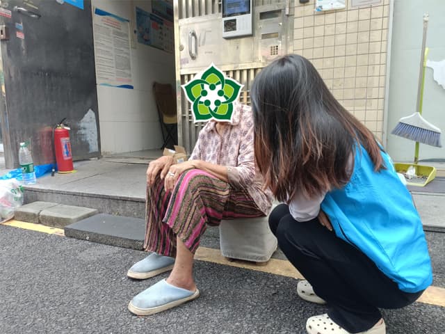 温情先达!步涌社工守护老人平安抗台风